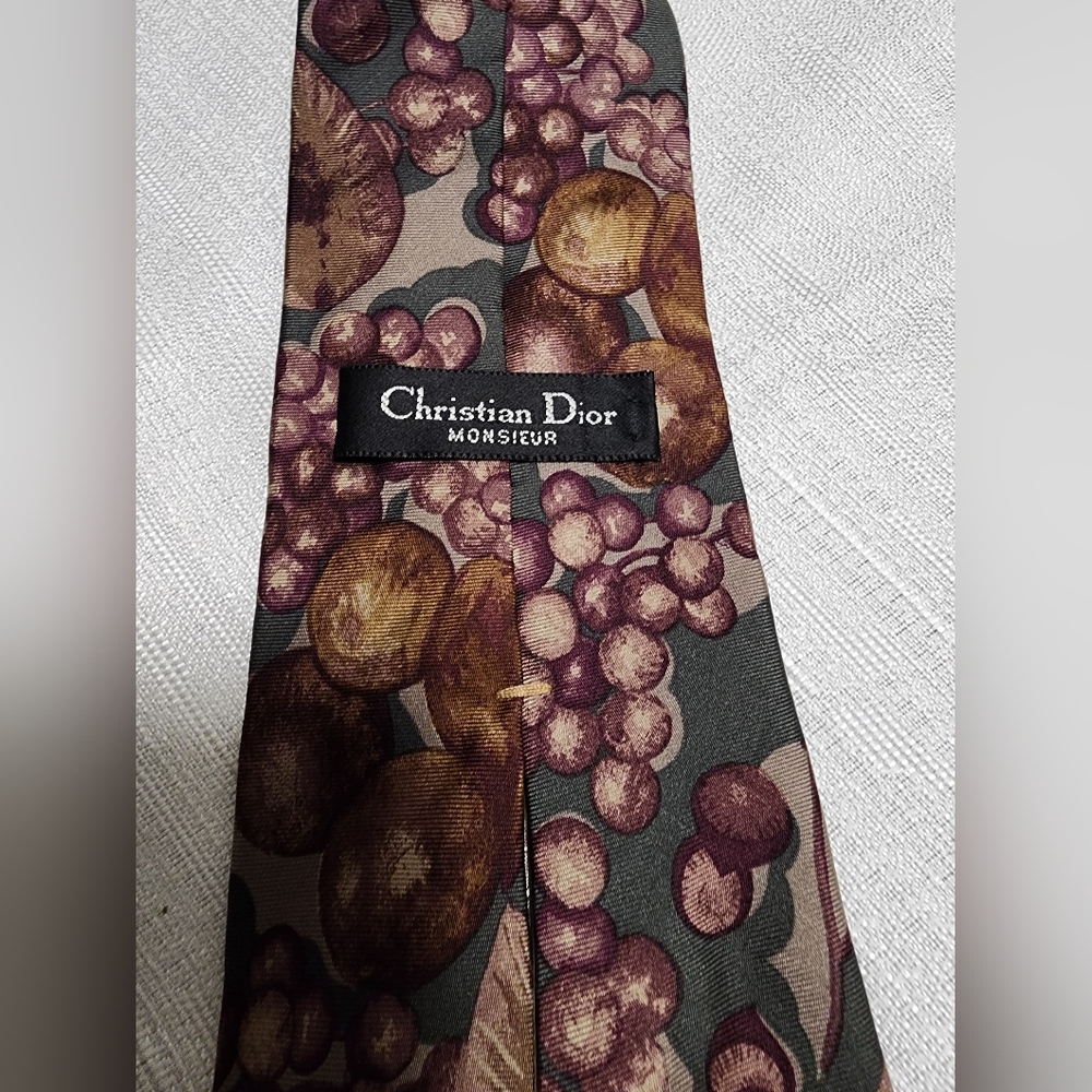 Christian Dior Men's Tie, 100% Silk, EUC - Picture 5 of 5